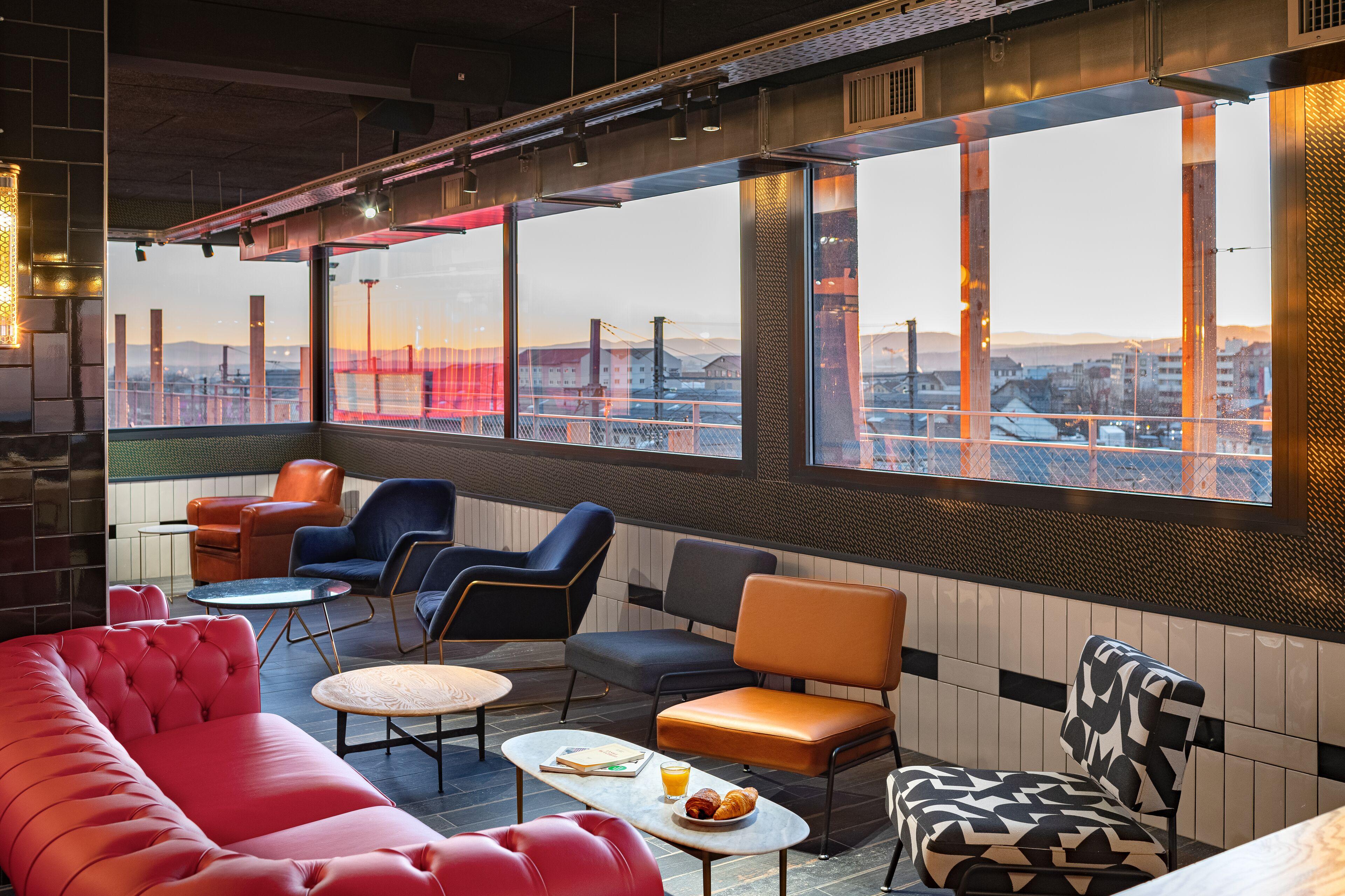 Eklo Centre Gare Hotel